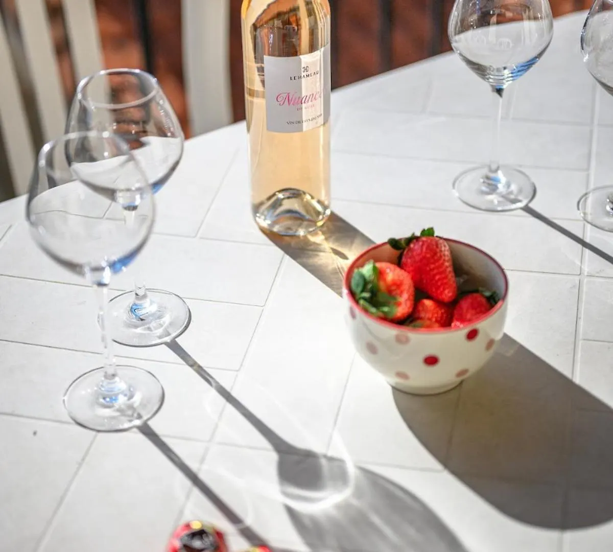 Le Stella - Central - Terrasse - Parking Prive - Wifi Roquebrune-Cap-Martin Apartment